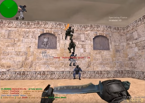 Knife gameplay in CS 1.6